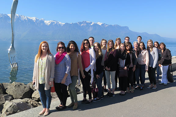 CEPA faculty-led program on nursing and healthcare